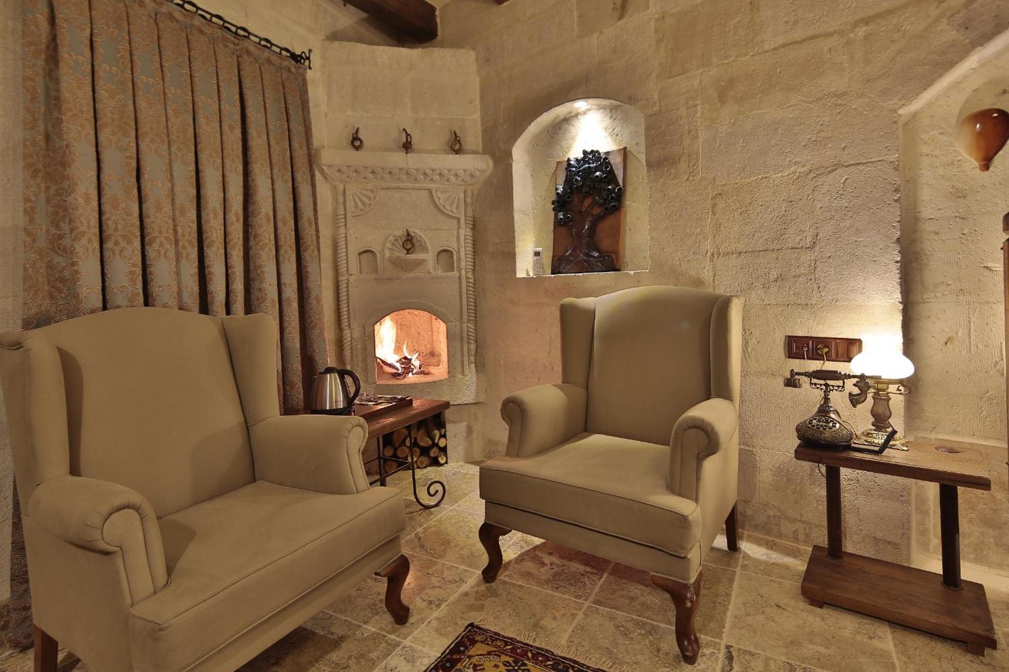 Aren Cave Hotel And Art Gallery Goreme Exterior photo