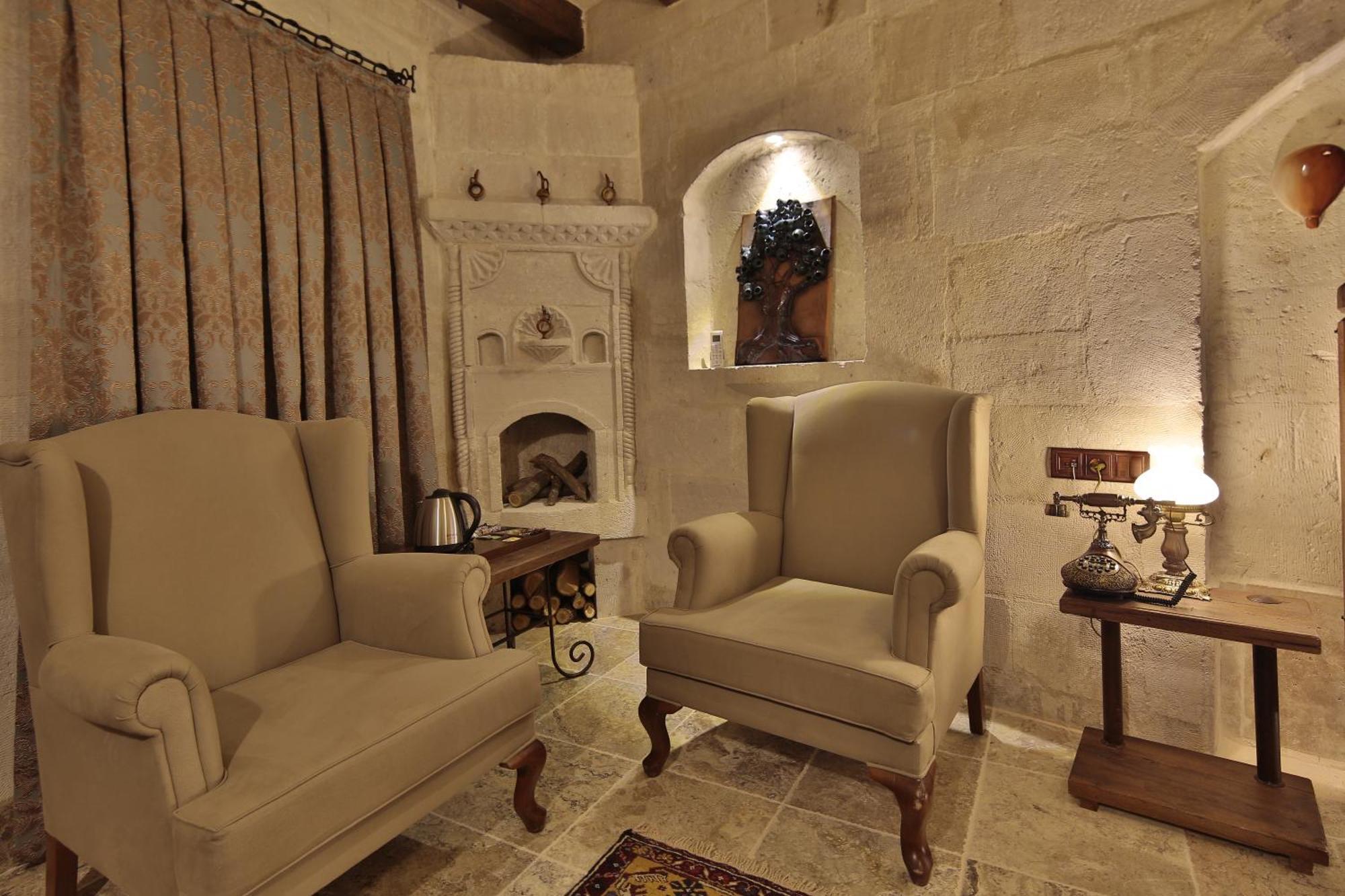 Aren Cave Hotel And Art Gallery Goreme Exterior photo