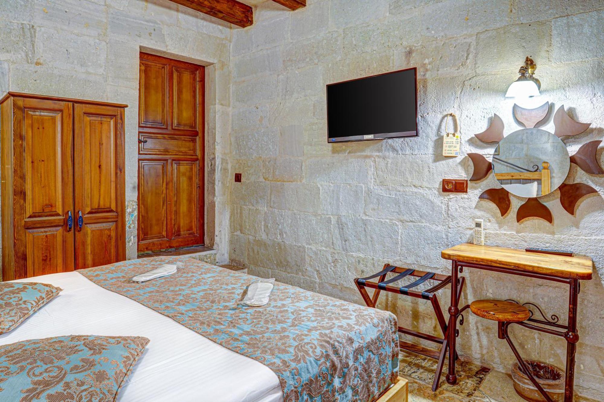 Aren Cave Hotel And Art Gallery Goreme Exterior photo
