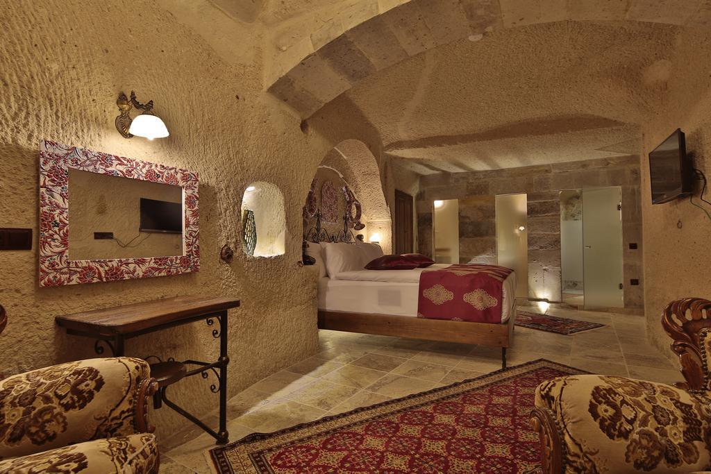 Aren Cave Hotel And Art Gallery Goreme Room photo