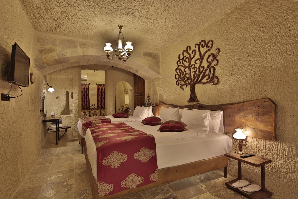 Aren Cave Hotel And Art Gallery Goreme Room photo