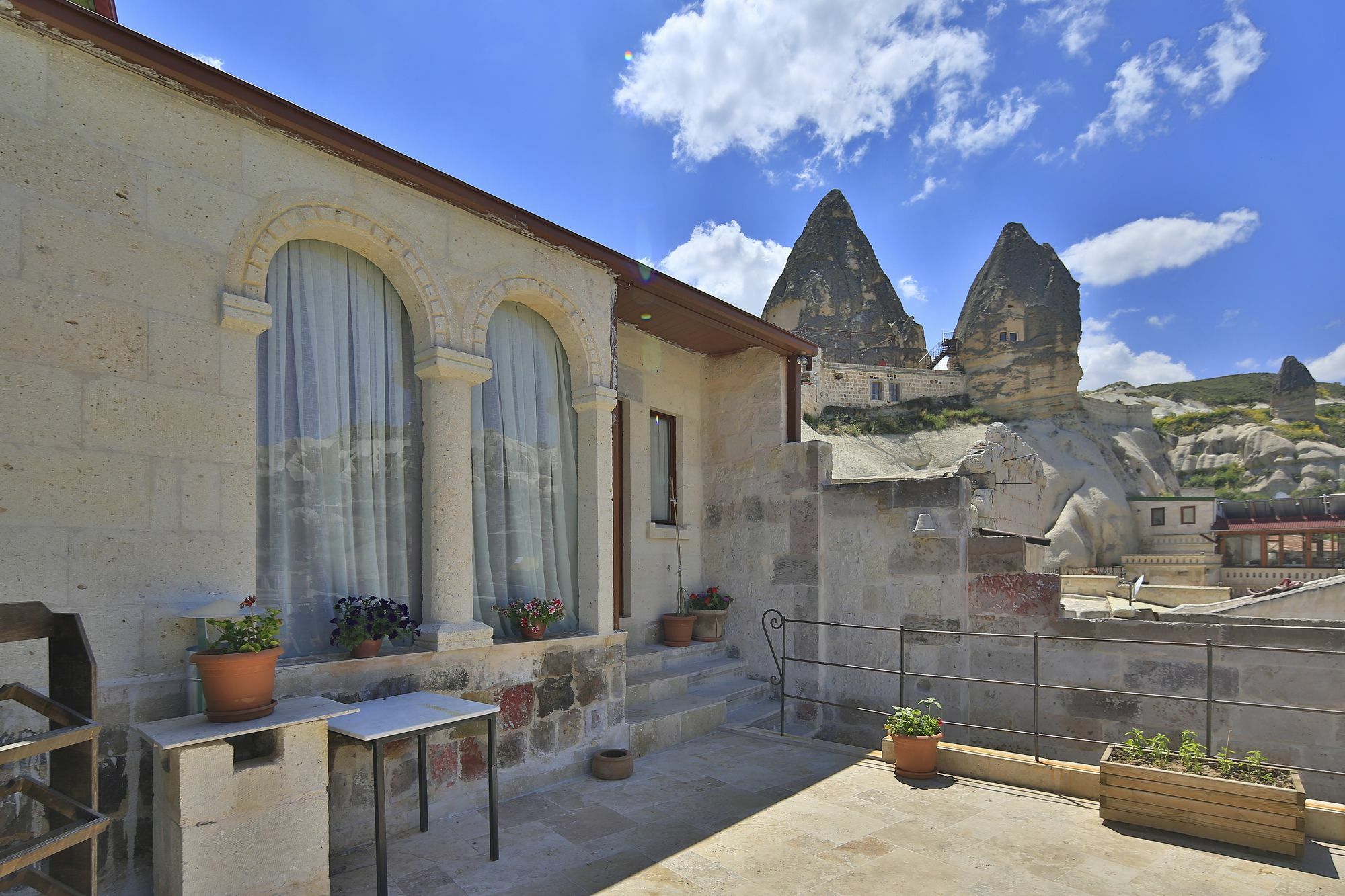 Aren Cave Hotel And Art Gallery Goreme Exterior photo